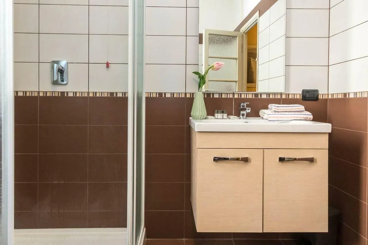 Hintown Crescenzago Apartment Milan 0*,  Italy